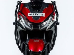 HERO XOOM 125 CRASH GUARD BS6 MODEL PERFECT FITMENT FOR THIS MODEL HEAVY QUALITY METAL WITH PREMIUM POWDERED COATING AND SLIDERS ON BOTH SIDES